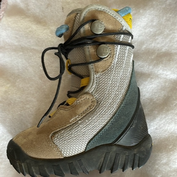 Burton Kids Moto Boots. Excellent Condition. Size 11. - Picture 3 of 9